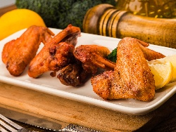 Пържени хрупкави пилешки крилца в еър фрайър без мазнина (фритюрник с горещ въздух) - снимка на рецептата